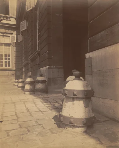 La monnaie. Quai Conti by Eugène Atget, photograph, 1905
