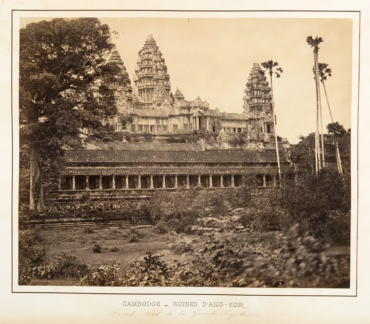 Façade Nord de la Grand Pagode by Emile Gsell, photograph, 1866