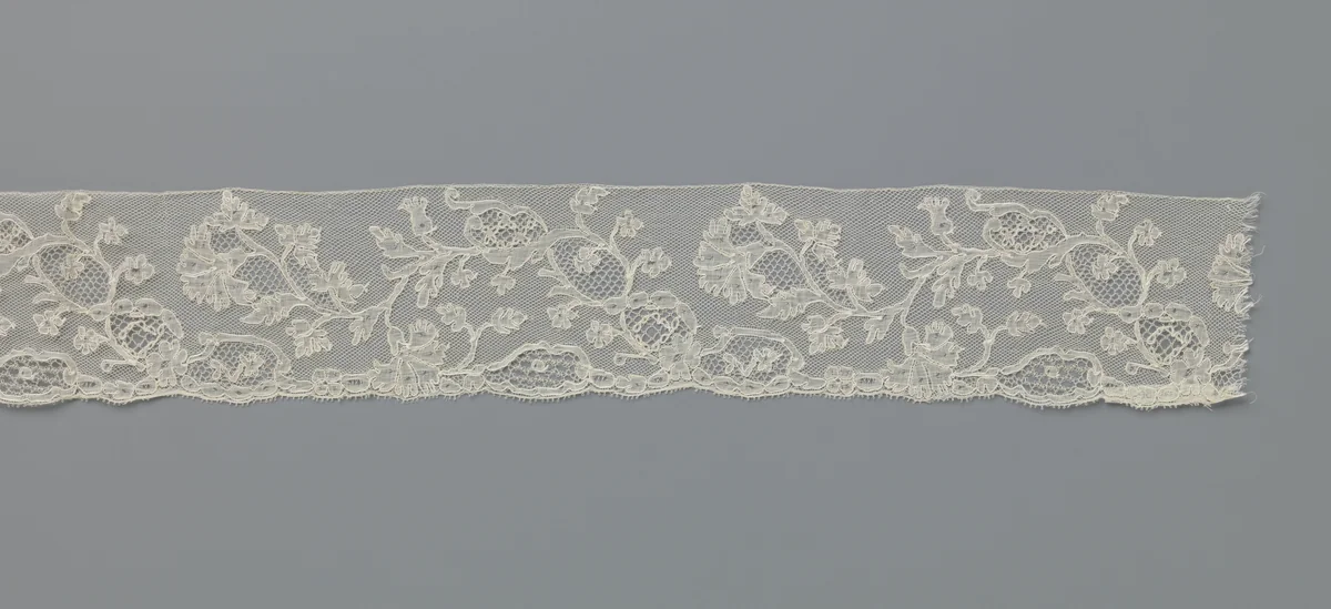 Japonstrook van kloskant met reserves en anjers by anonymous, other, 1850