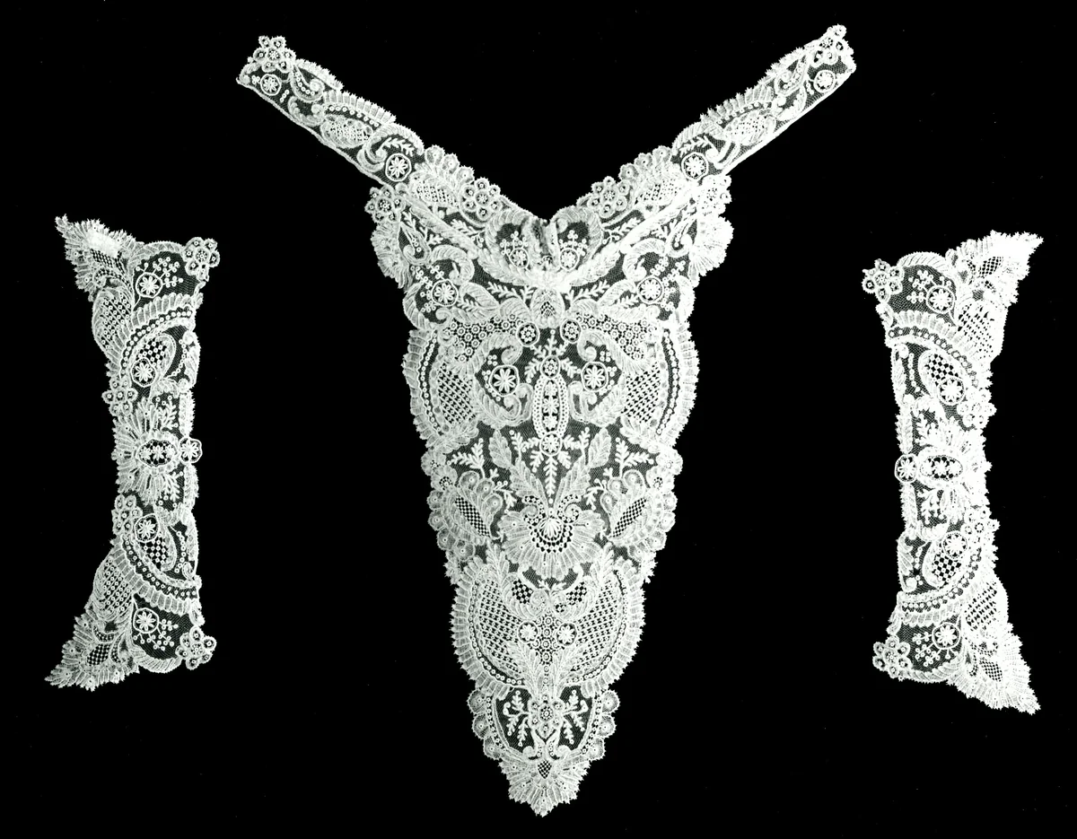 Dress Front and Pair of Cuffs by Belgium, Brussels, textile, 1890-1900