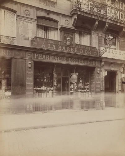 A la Barbe d'Or. Rue des Lombards 29 by Eugène Atget, photograph, 1900