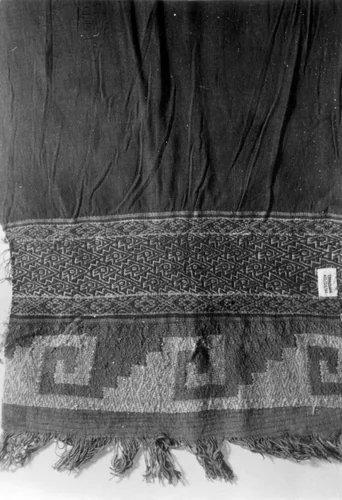 Fragment by Central Coast, textile, 1000-1476