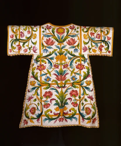 Dalmatic by Italy or Spain, textile, 1695-1705
