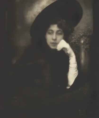 Mrs. Condé Nast, Paris by Edward Steichen, photograph, 1907