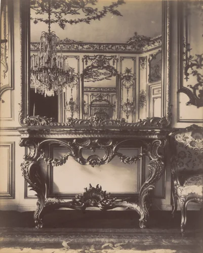 Ambassade d'Autriche, 57 rue de Varenne by Eugène Atget, photograph, 1905