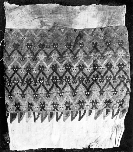 Fragment by Possibly south-central coast, textile, 1000-1476