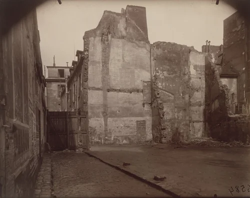 Rue Lanneau by Eugène Atget, photograph, 1925