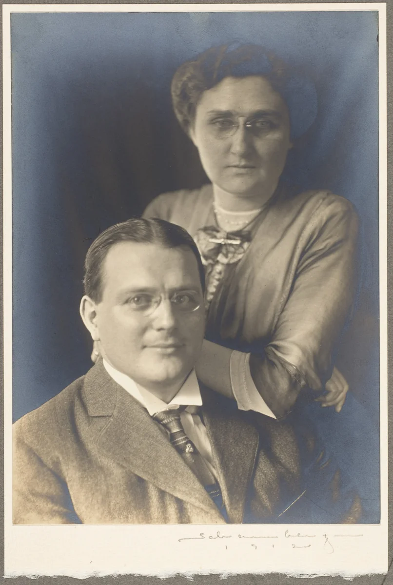 Regena and Herbert by Morton Schamberg, photograph, 1912