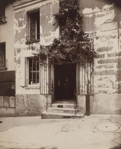 Rue de la Montagne-Sainte-Geneviève by Eugène Atget, photograph, 1922