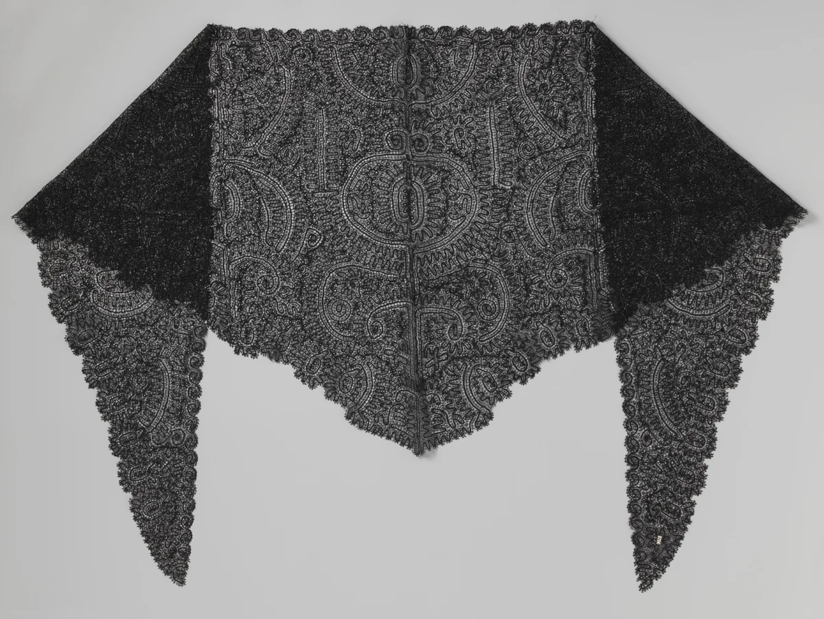 Sjaal van kloskant met bliksemschichten by anonymous, textile, 1875-1899
