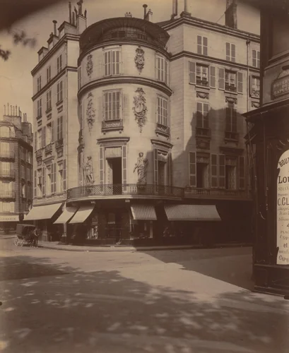 Maison coin Boulevard de la Madeleine et [rue de la] Caumartin by Eugène Atget, photograph, 1903