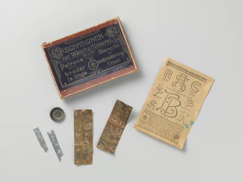 Sjabloonmateriaal voor linnen by Johann Merkenthaler, other, 1910-1920