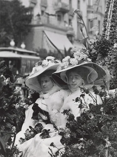 Bataille de Fleurs, Nice by Unidentified Photographer, photograph, 1909