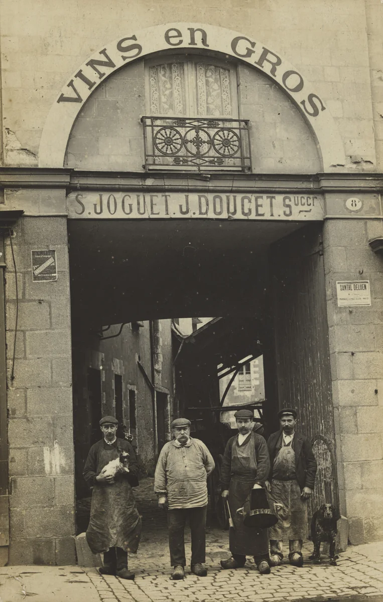 Vins en gros, Nantes by Unidentified Photographer, photograph, 1905