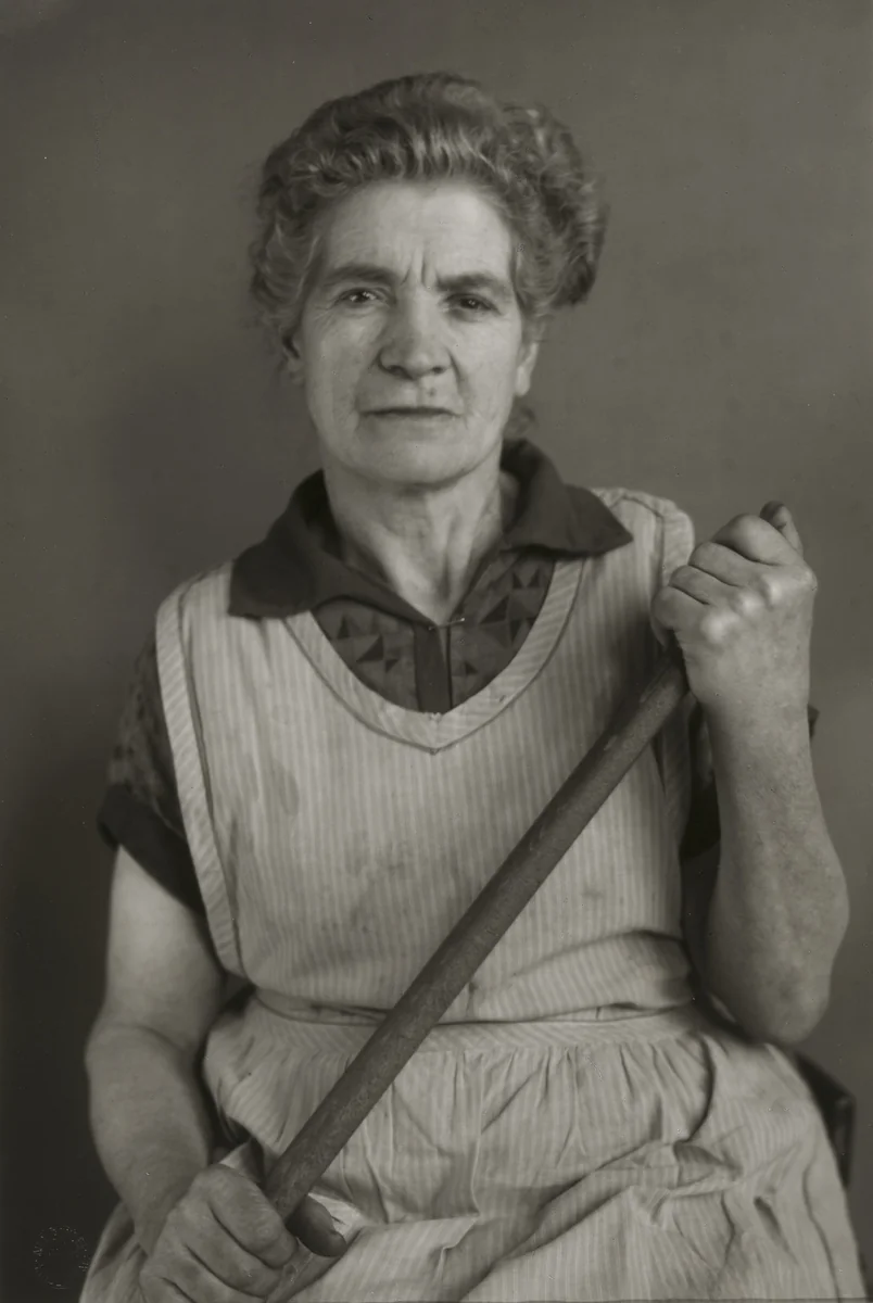 Cleaning Woman by August Sander, photograph, 1928