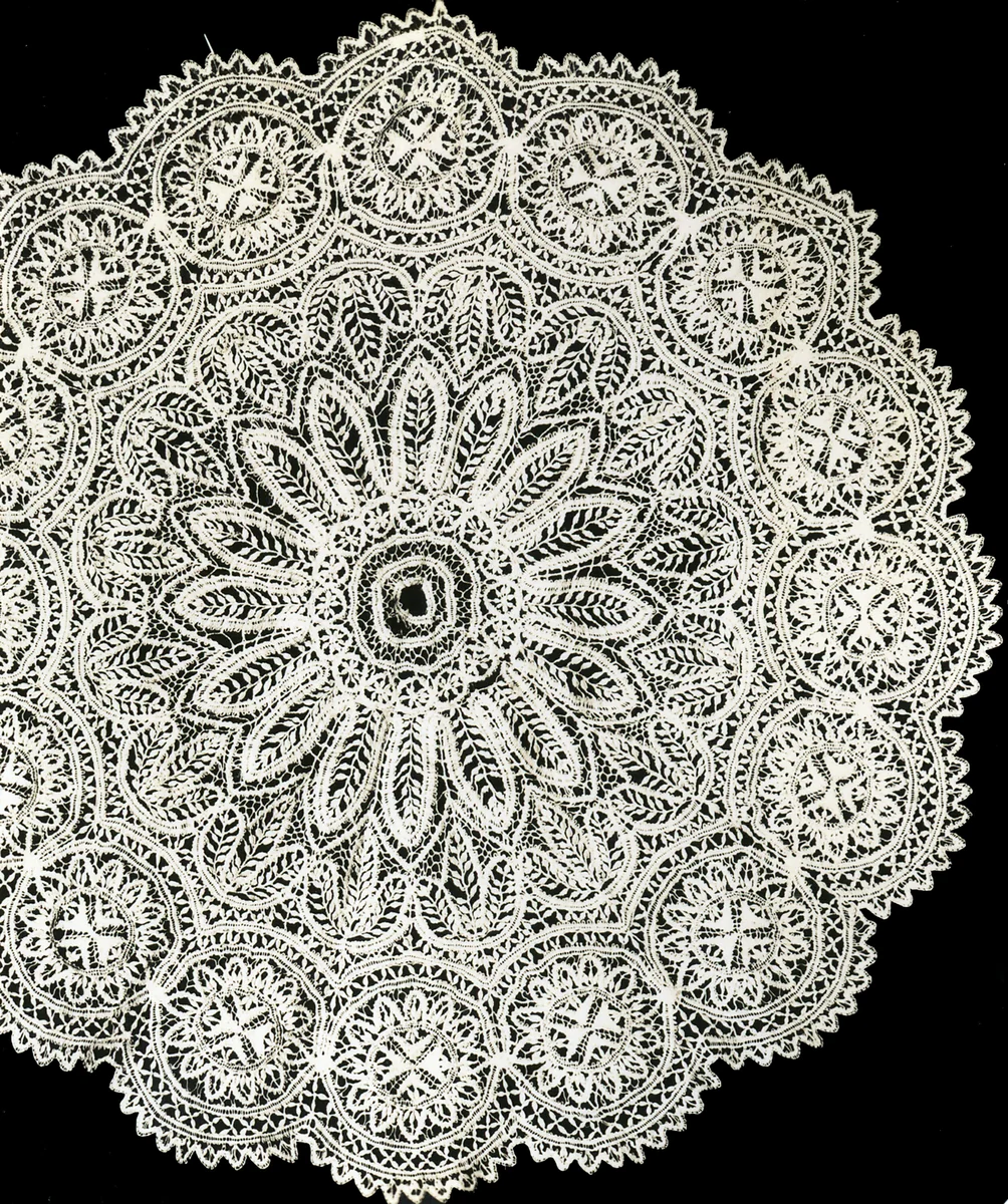 Parasol Cover by Malta, textile, 1860-1889