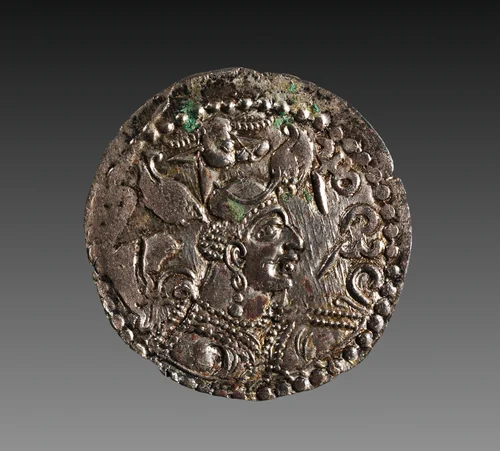 Drachm: Bust of Napki Malka with Headdress, Bull's Head (obverse) by Unknown, metalwork, 445-505