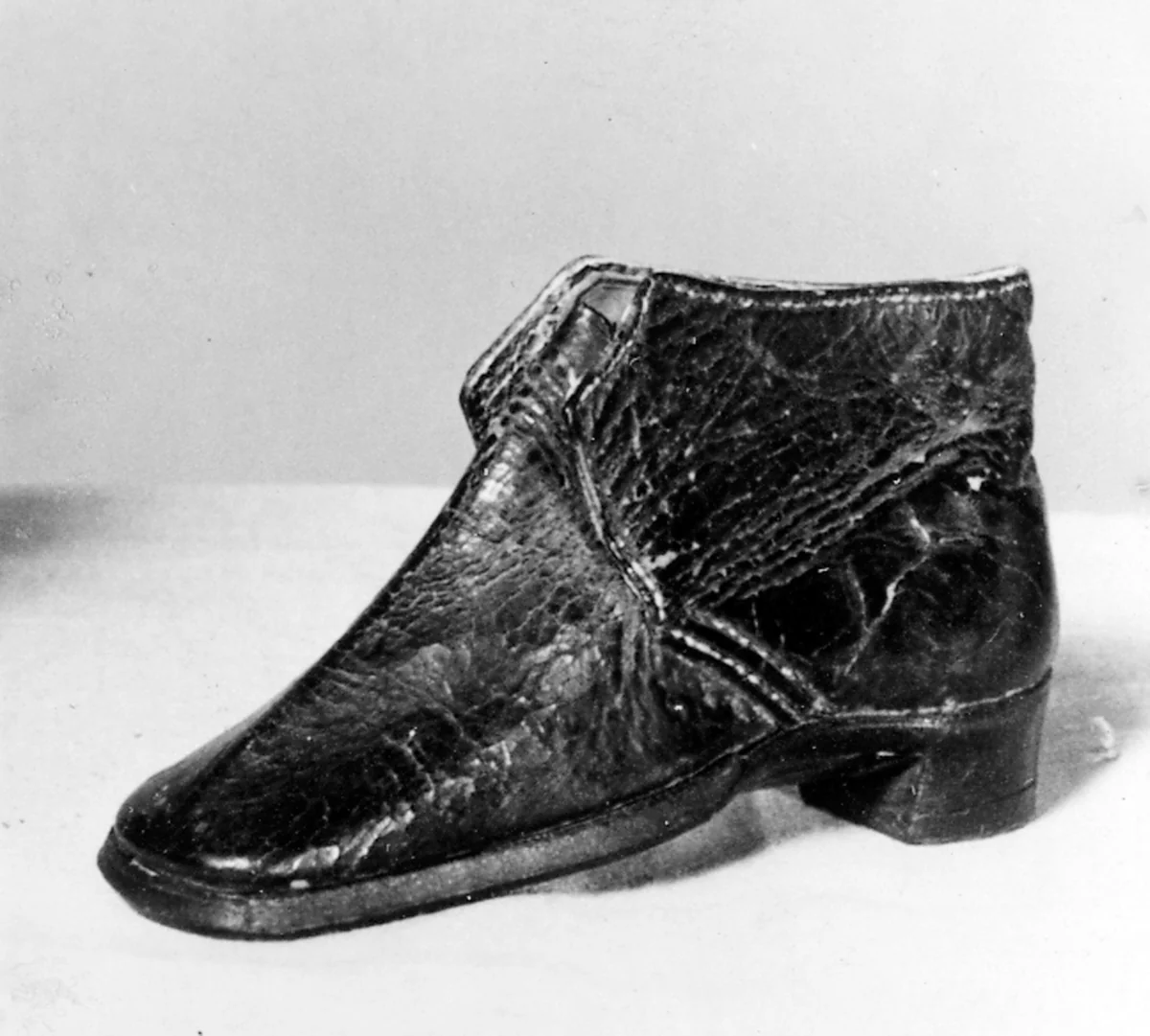 Doll's Shoe by England or France, textile, 1870