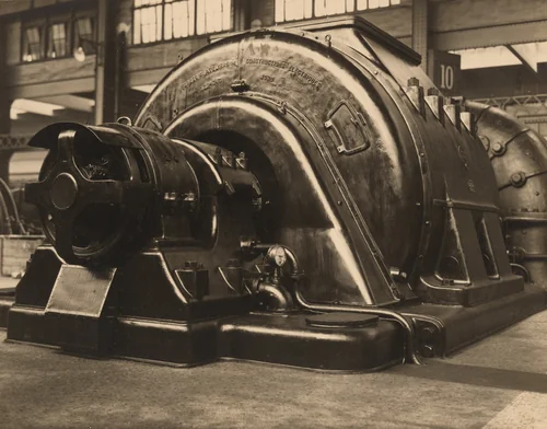 Le Metal Inspirateur d' Art (Metal Inspiration of Art) by Germaine Krull, photograph, 1928