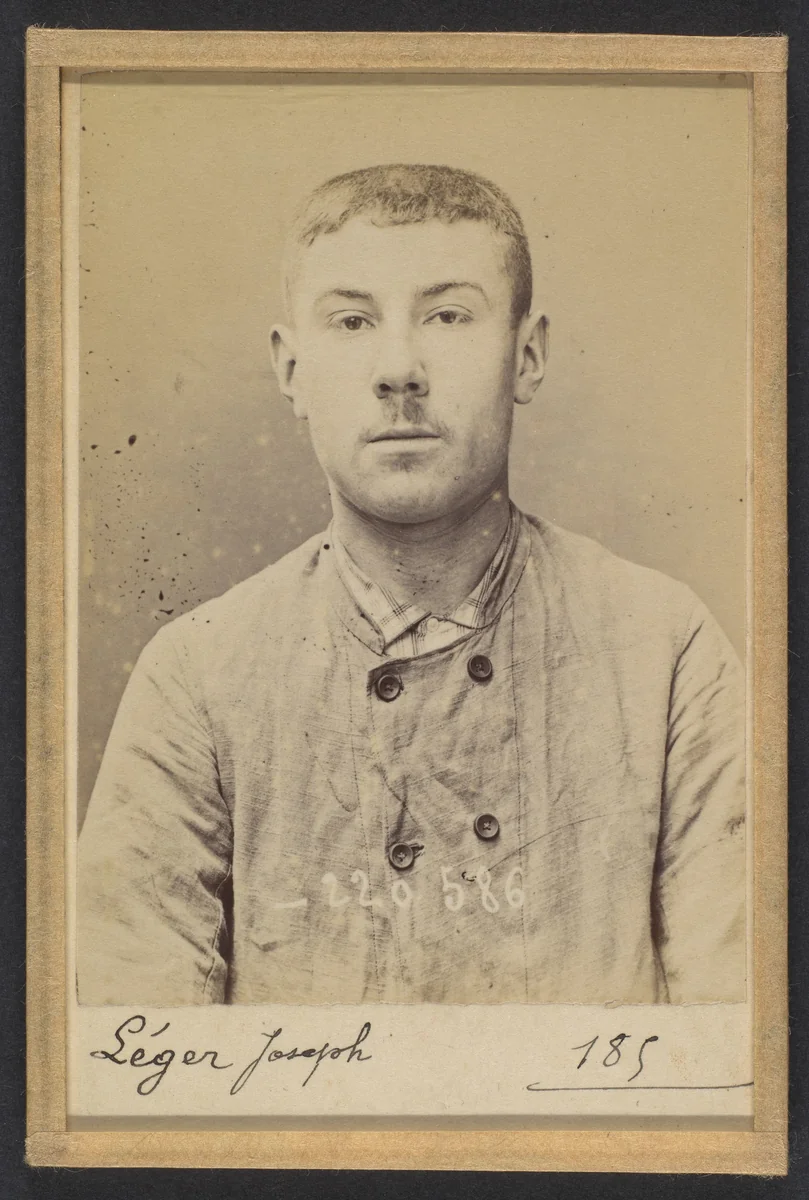 Leger. Joseph. 16 ans, né à Marseille (Bouches-du-Rhône). Jardinier. Fabrication d'engins explosifs. 4/7/94. by Alphonse Bertillon, photograph, 1894