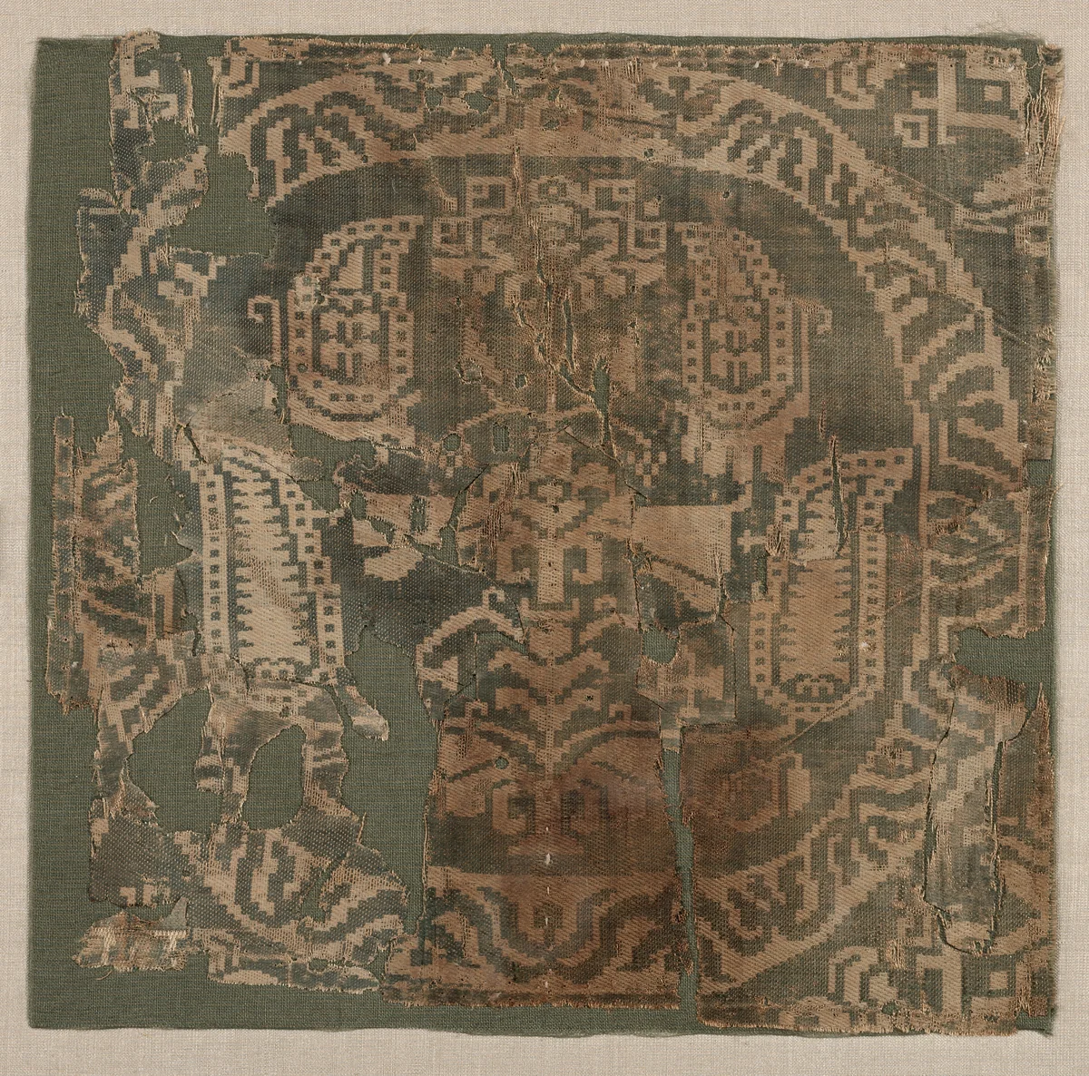 Roundel from a Tunic with Palmette Tree by Unknown, textile, 700-899