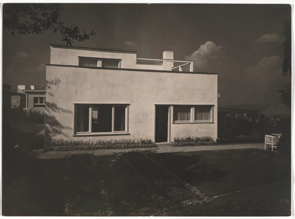 Single Family House, Weissenhofsiedlung, Stuttgart, Germany by Hans Poelzig, architecture, 1927