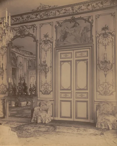 Ambassade d'Autriche, 57 rue de Varenne by Eugène Atget, photograph, 1905