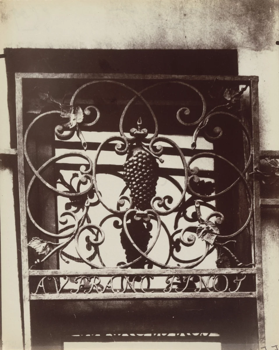 Rue de Venise by Eugène Atget, photograph, 1898