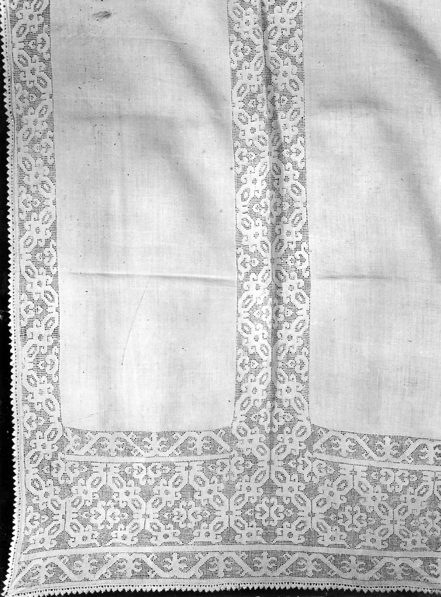 Altar Cover by Italy, textile, 1701-1800