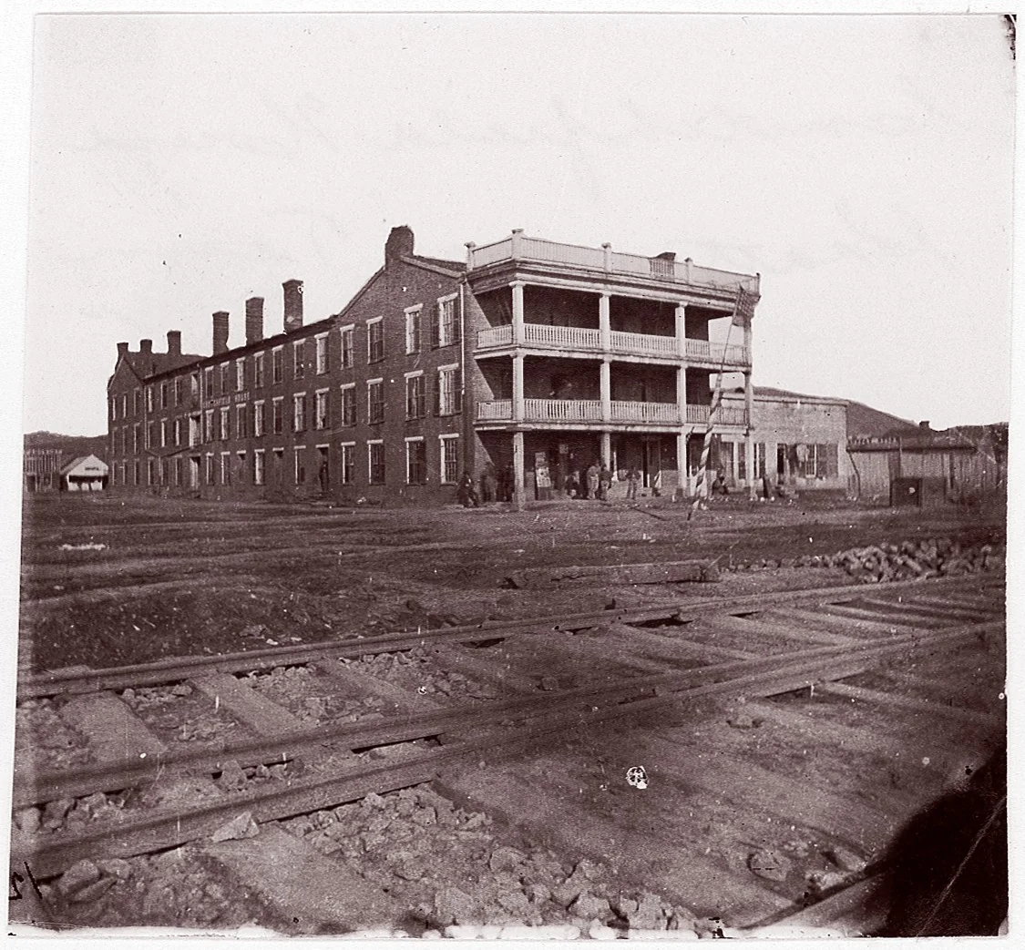 Crutchfield House, Chattanooga, Tennessee by George N. Barnard, photograph, 1861-1865