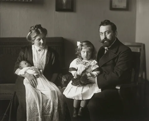 Minister and Family by August Sander, photograph, 1911