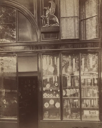 Au Griffon, 39 Quai de l'Horloge by Eugène Atget, photograph, 1902
