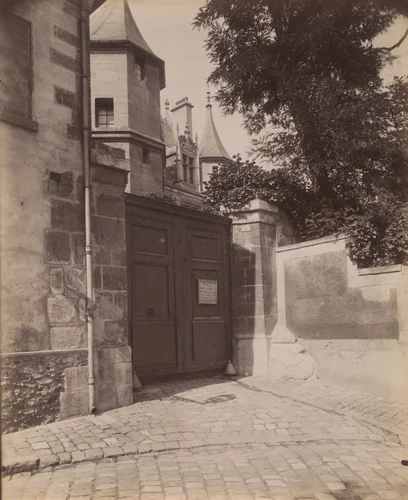 Pontoise, ancien Hôtel du tribunal (Musée) by Eugène Atget, photograph, 1902