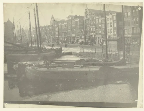 Ships on Damrak in Amsterdam by George Hendrik Breitner, photograph, 1902-1903