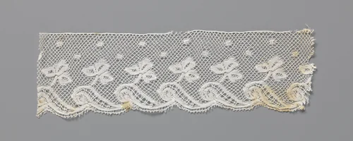 Strook kloskant met drieblad op golf by anonymous, other, 1875