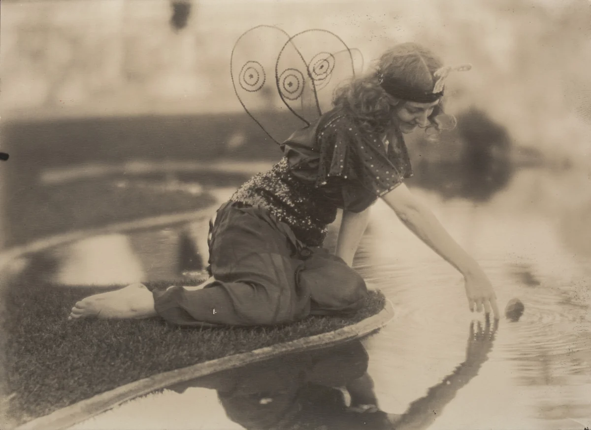 Violet Romer by Edward Weston, photograph, 1917
