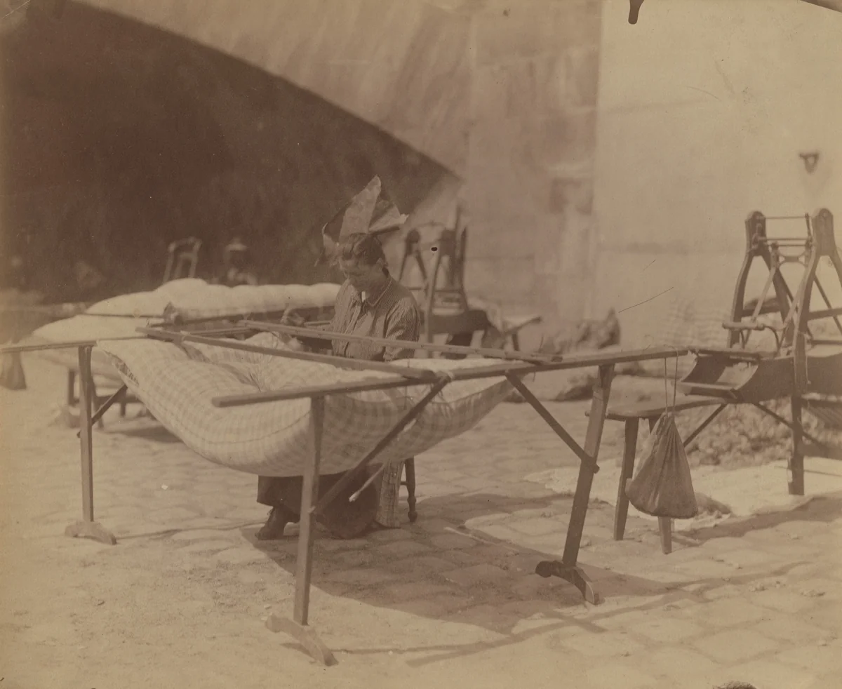 Matelas by Eugène Atget, photograph, 1899