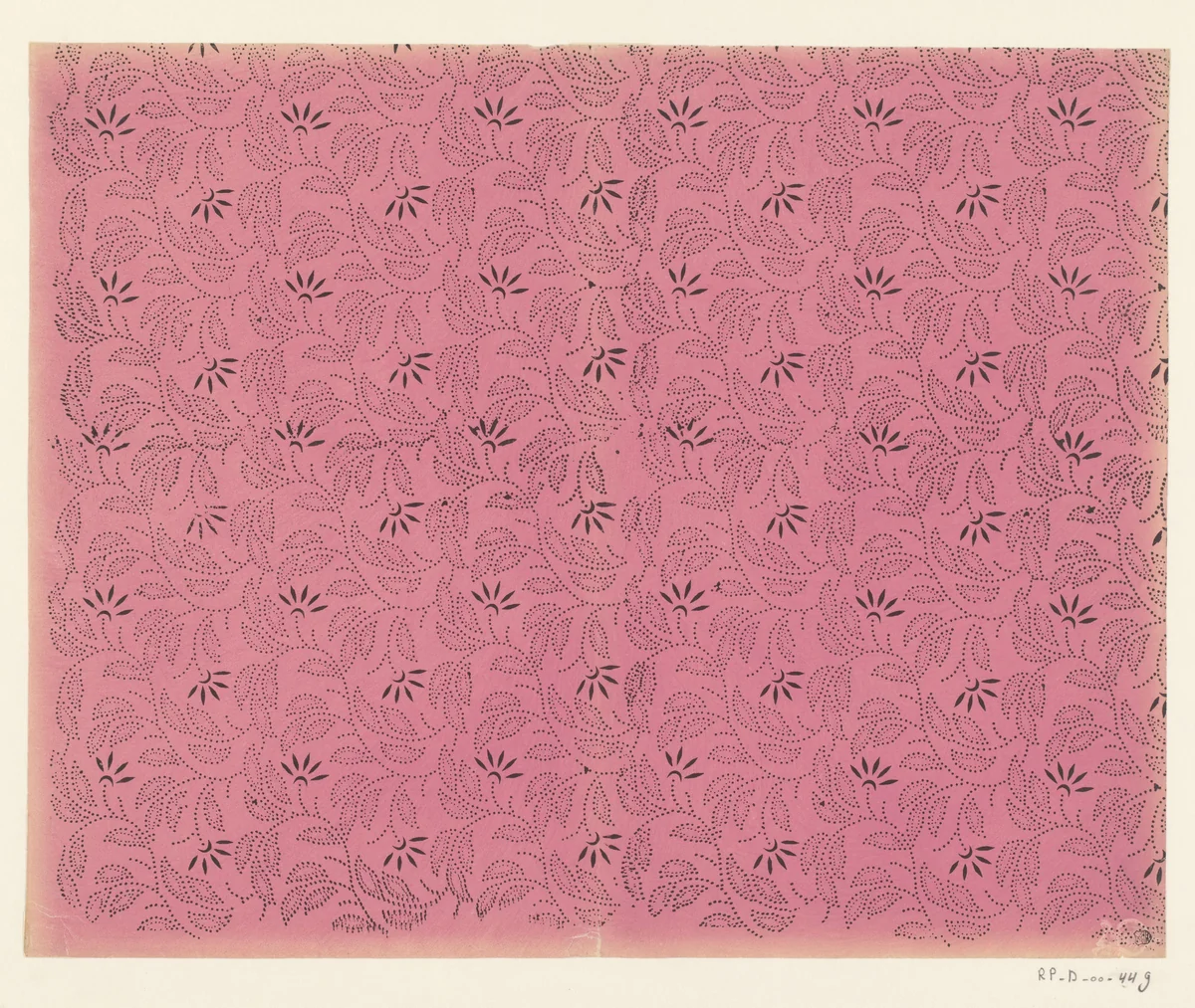 Blad met regelmatig over het blad slingerende ranken bestaande uit punten by anonymous, print, 1800-1900