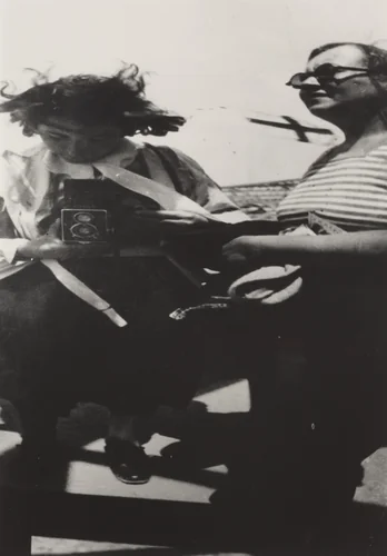 Iren Blüh photographing by Ladislav Foltýn, photograph, 1906-2007