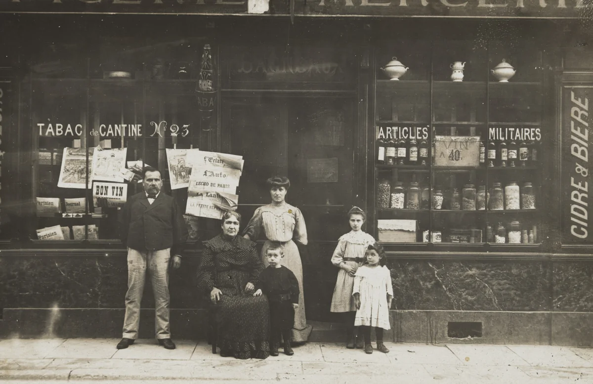 Épicerie Bagneaux, Rouen by Unidentified Photographer, photograph, 1904