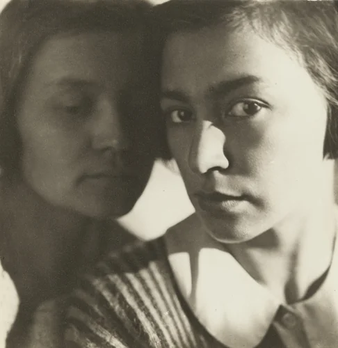 Untitled (Gertrude Fischerovà-Rösslerová and Jamila Rambousková) by Jaroslav Rössler, photograph, 1923