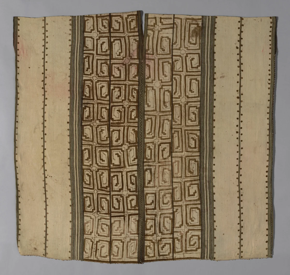 Tunic by Shipibo-Conibo, textile, 1900