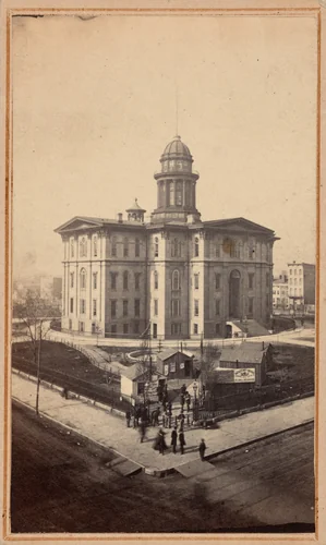 Chicago Court House by Crater's Union Photographic Gallery, photograph, 1860-1869