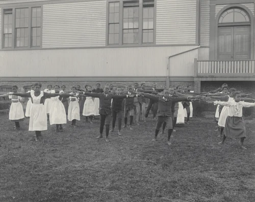 Gymnastics at the Whittier by Frances Benjamin Johnston, photograph, 1899