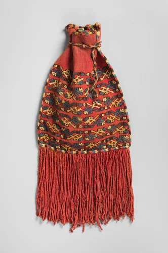 Embroidered bag with fringe by Nasca artist, textile, 600-700