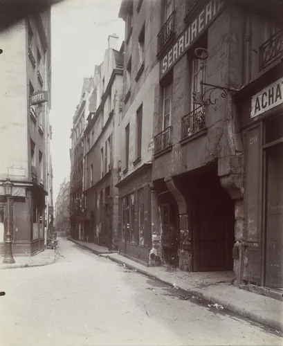 Rue Quincampoix by Eugène Atget, photograph, 1924