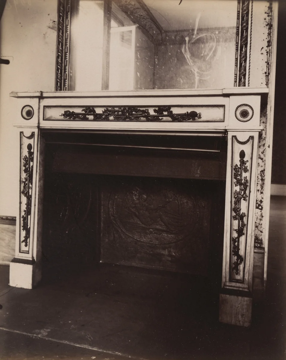 Château de Bagatelle by Eugène Atget, photograph, 1913