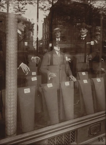 Avenue des Gobelins by Eugène Atget, photograph, 1925