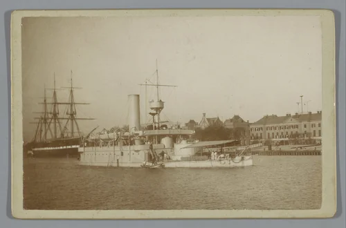 Monitor Hr. Ms. Reinier Claeszen in de haven van Den Helder by anonymous, photograph, 1894-1910