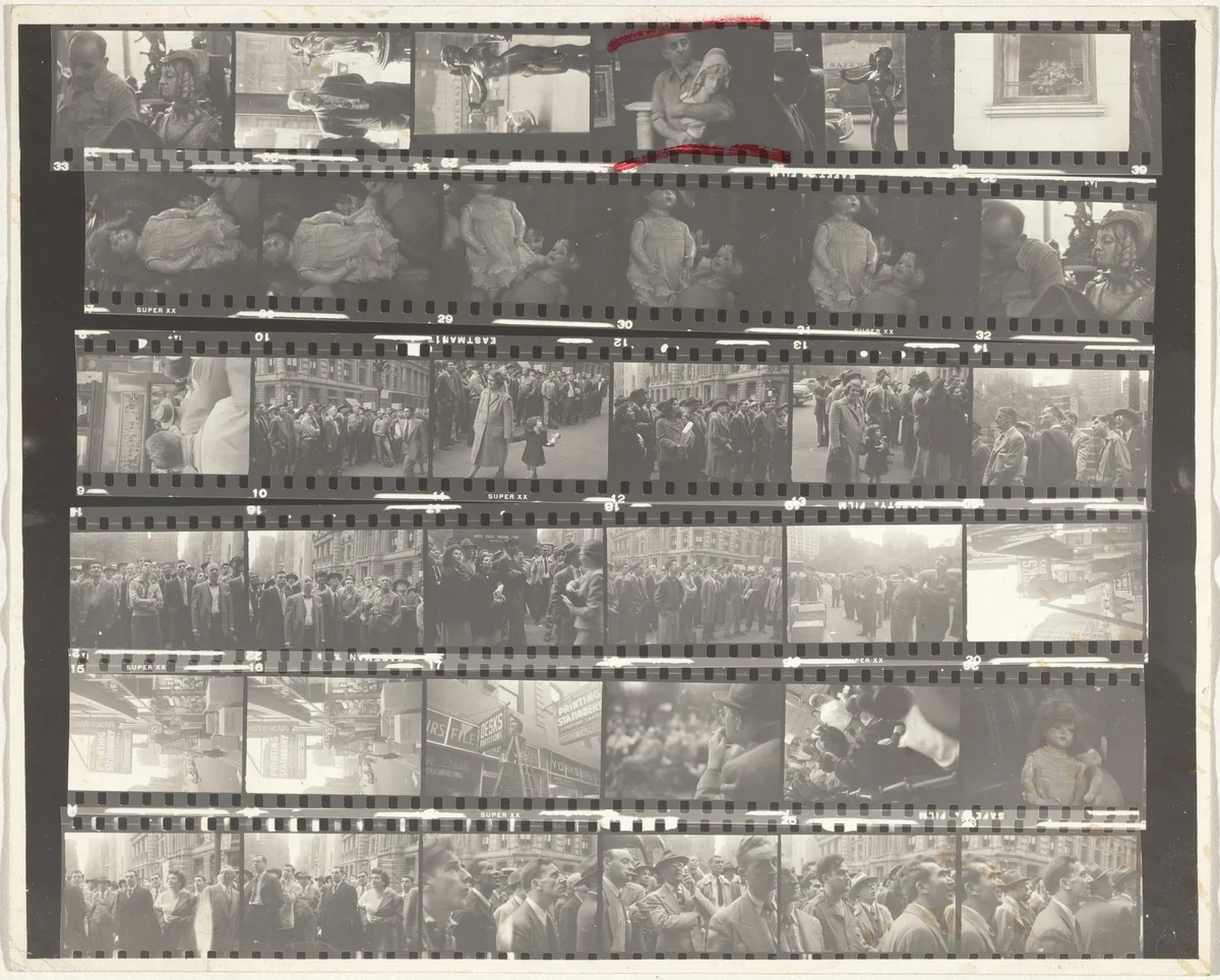 Women of stone--Early New York City no number/Black White and Things 22 by Robert Frank, photograph, 1951